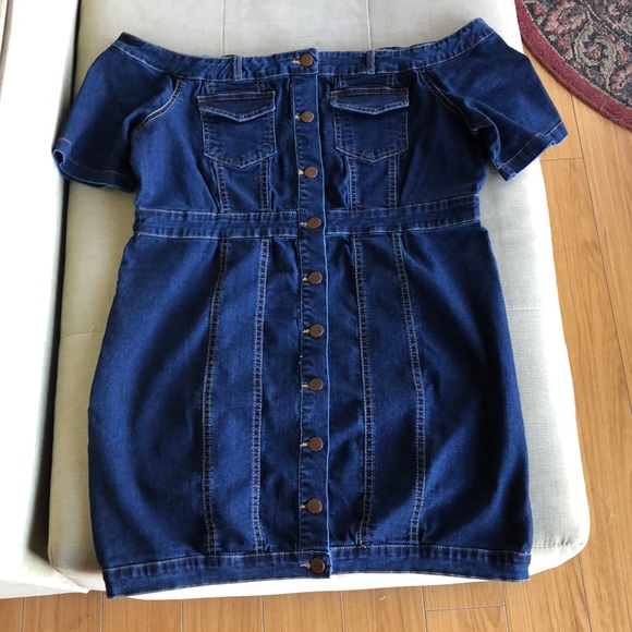 Fashion Nova Dresses & Skirts - Fashion Nova Women’s dark Denim Dress, size 1X